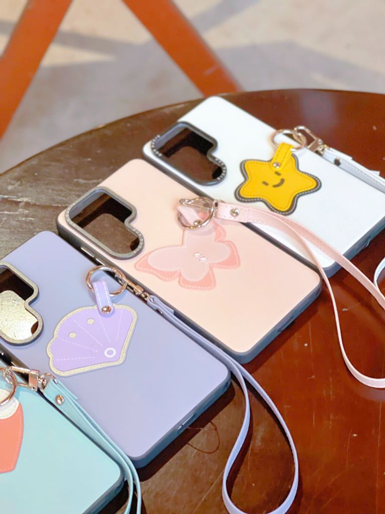 ** Ốp SS S26 Ultra Duxducis Luvy da PU kèm dây