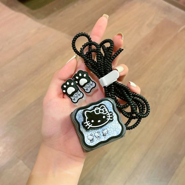 ** Combo bảo vệ cóc, cáp sạc và dây quấn mặt Kitty đen