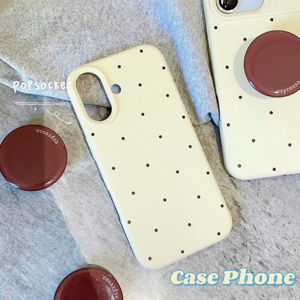 ** Ốp iPhone 16 6.1 dẻo nền vàng chấm bi kèm pop tròn nâu