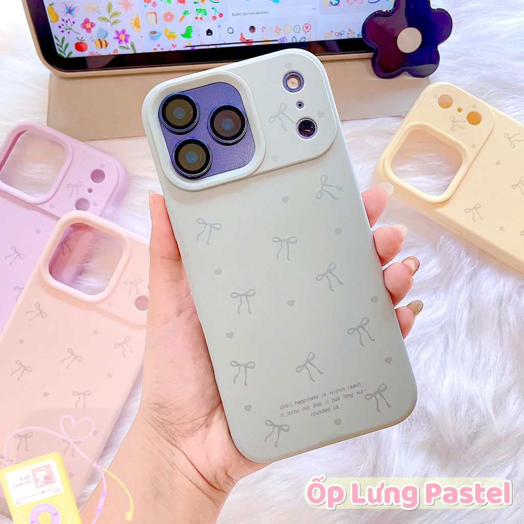 ** Ốp iPhone 17 Pro dẻo in nhiều nơ nhí xám