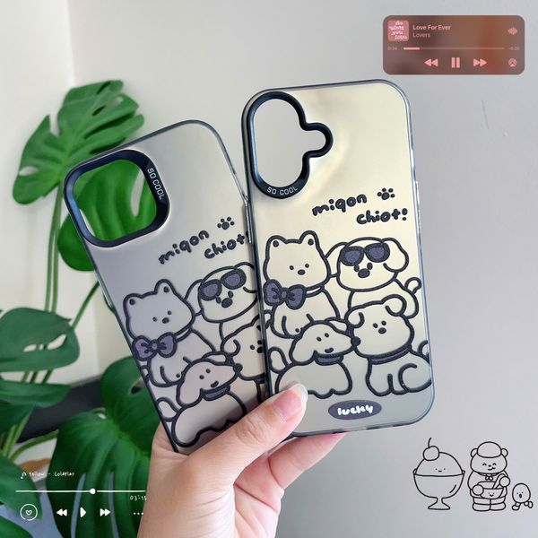 ** Ốp iPhone 16 6.1 nhám đen in 4 cún