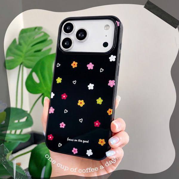 Ốp iPhone 17 Pro dẻo đen hoa nhí nhiều màu
