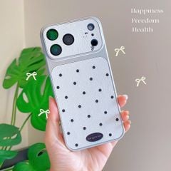 ** Ốp iPhone 17 Pro Max vân da chấm bi đen nền trắng