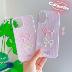 ** Ốp iPhone 17 dẻo viền tim