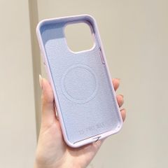 ** Ốp iPhone 15 Plus silicon magsafe chống bẩn trơn