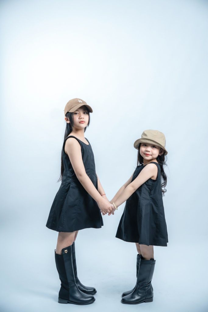 LE01 - Váy đi chơi cho bé gái vải thô Hàn cao cấp không tay thoáng má