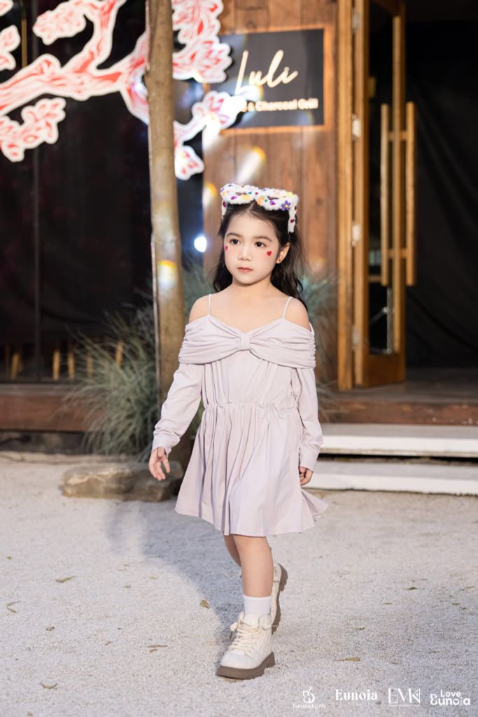LE56 - Váy Thun Xếp Nhún Trễ Vai