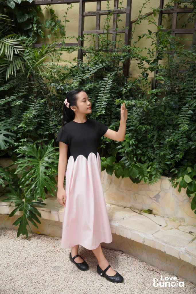 LE37 - Váy dài nhều múi cho bé gái