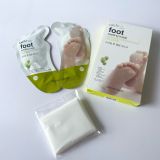  Mặt Nạ Tẩy Da Chết, Da Sần Chân TheFaceShop SMILE FOOT PEELING MASK (20mlx2) 