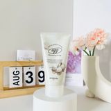  Sữa rữa mặt làm sạch sâu, mịn màng làn da từ lòng trắng trứng THE SKINFOOD EGG WHITE PERFECT PORE CLEASING FOARM 150ml 