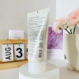  Sữa rữa mặt làm sạch sâu, mịn màng làn da từ lòng trắng trứng THE SKINFOOD EGG WHITE PERFECT PORE CLEASING FOARM 150ml 