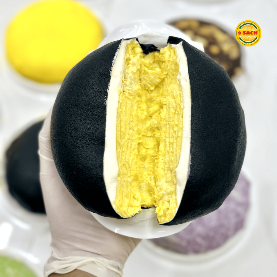  BAMBOO CHARCOAL CHEESE DURIAN CAKE 16CM (580G) 