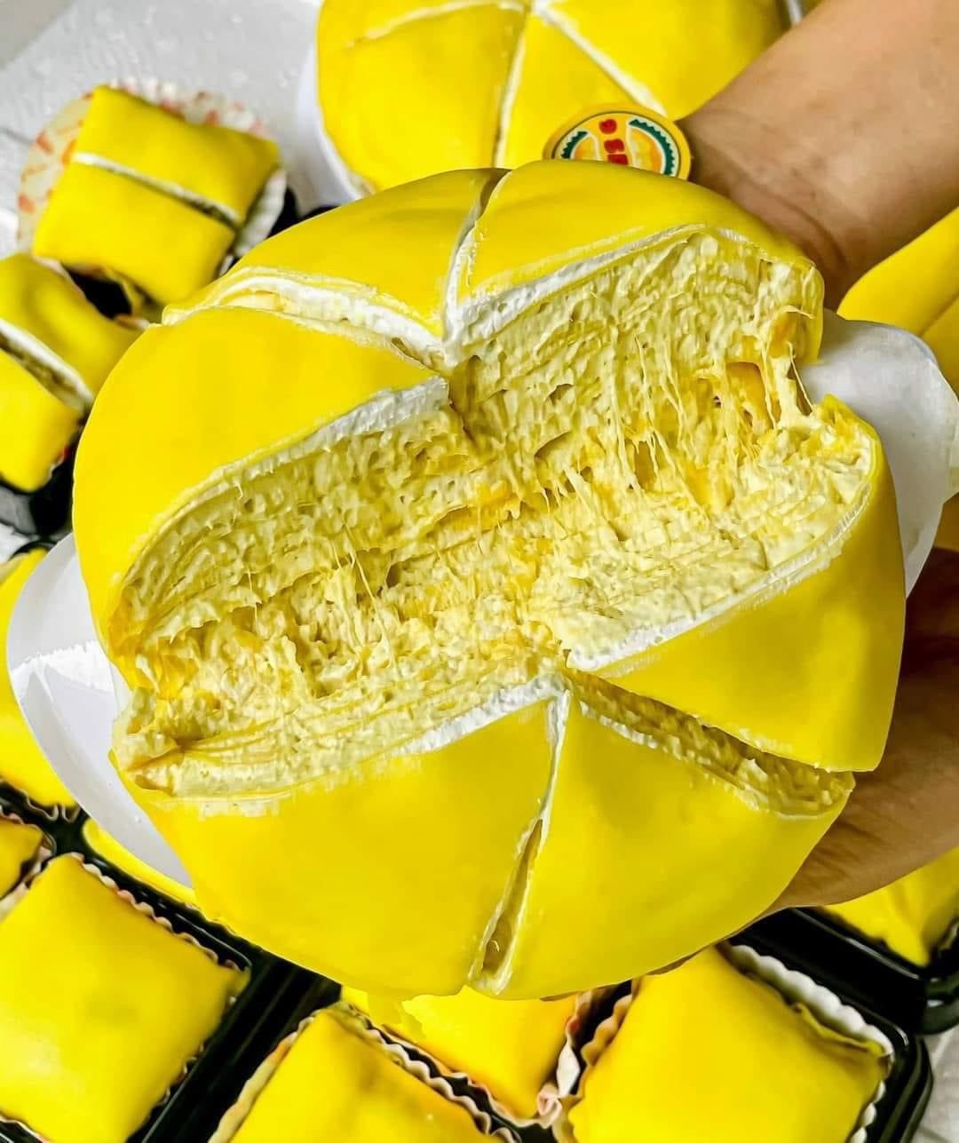  BÁNH SẦU RIÊNG NGÀN LỚP TRUYỀN THỐNG 12CM (380G) 