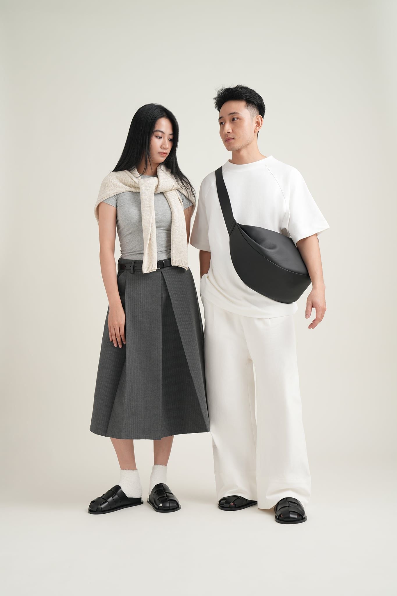 ブラックレザーショルダーバッグ　Waa Studios BÁ BAG – waa. studios