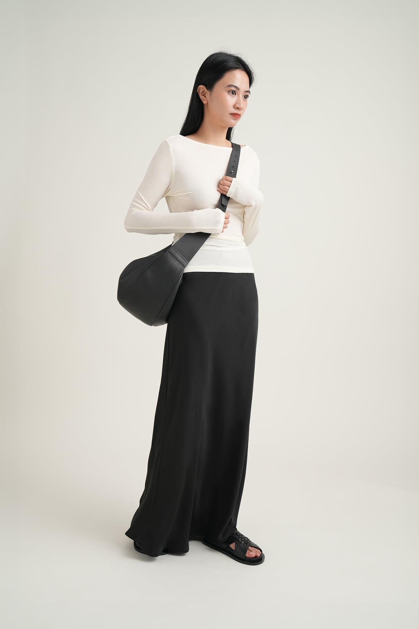 ブラックレザーショルダーバッグ　Waa Studios BÁ BAG – waa. studios