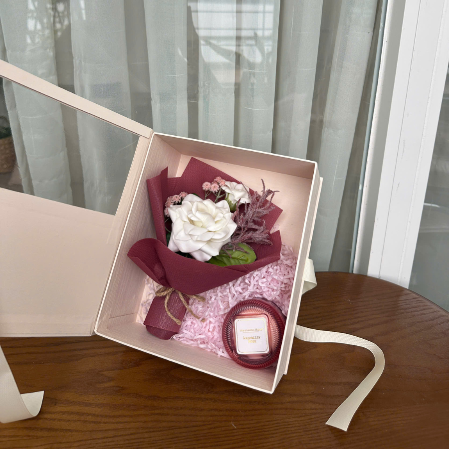  FLORA BOX - WHITE RED ( hộp trắng ) 