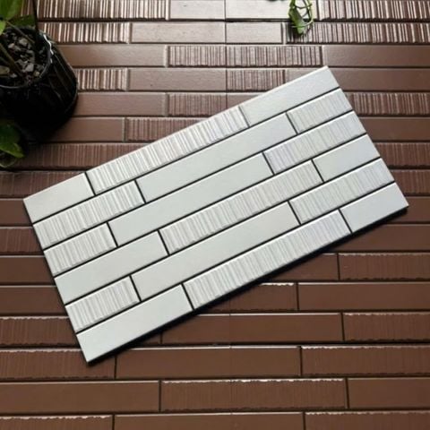  Gạch ốp men mờ trang trí sọc ô trắng xám ITO-VG204 25x50 