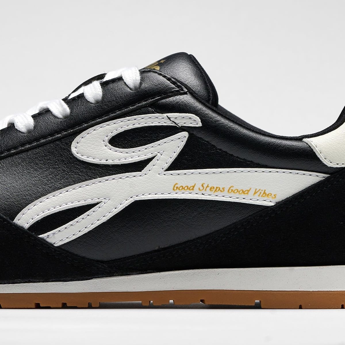  [CHÍNH HÃNG] Giày Sneaker CROONIE LUNA - Black Vintage - Màu Đen 