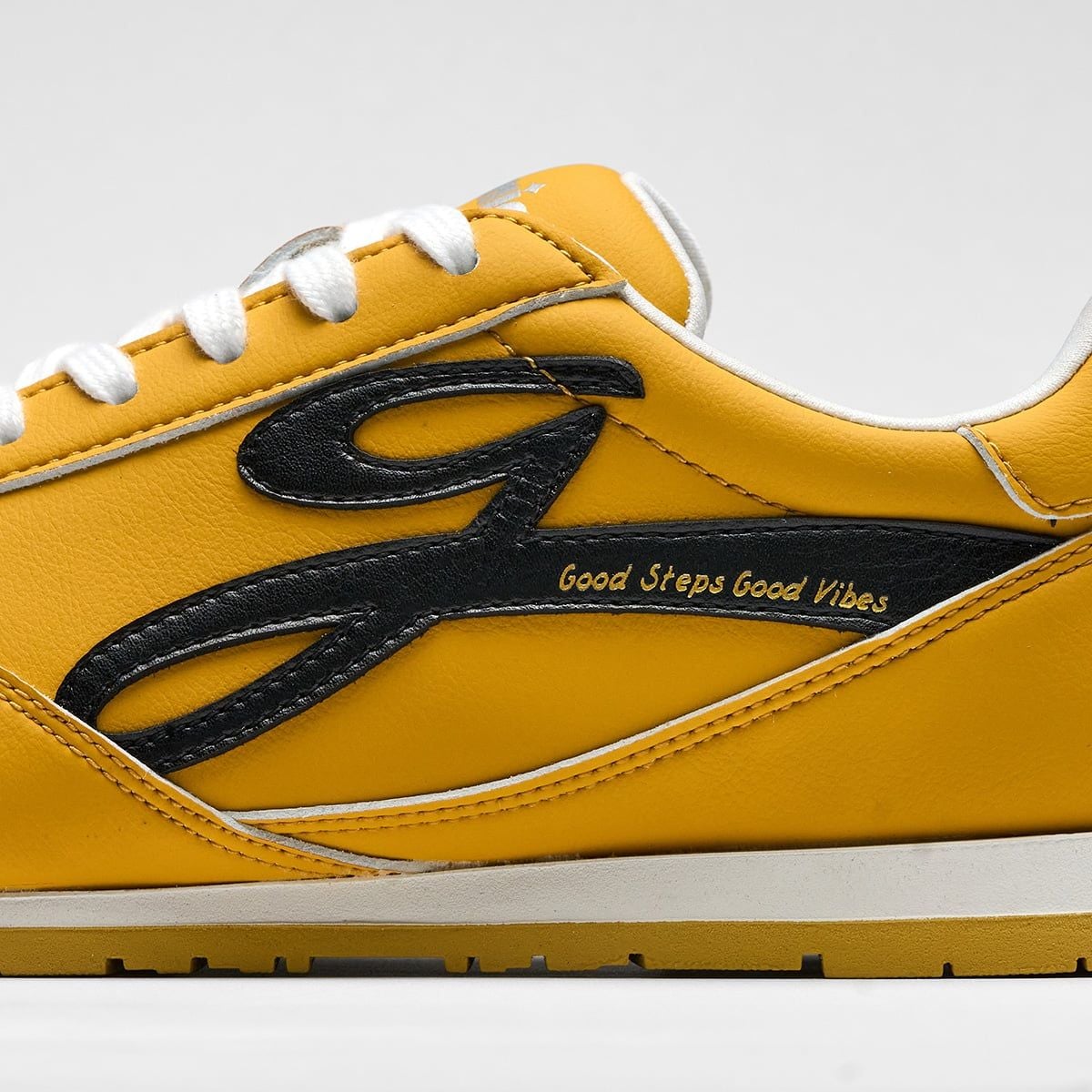  [CHÍNH HÃNG] Giày Sneaker CROONIE LUNA - Sunset Yellow - Màu Vàng 