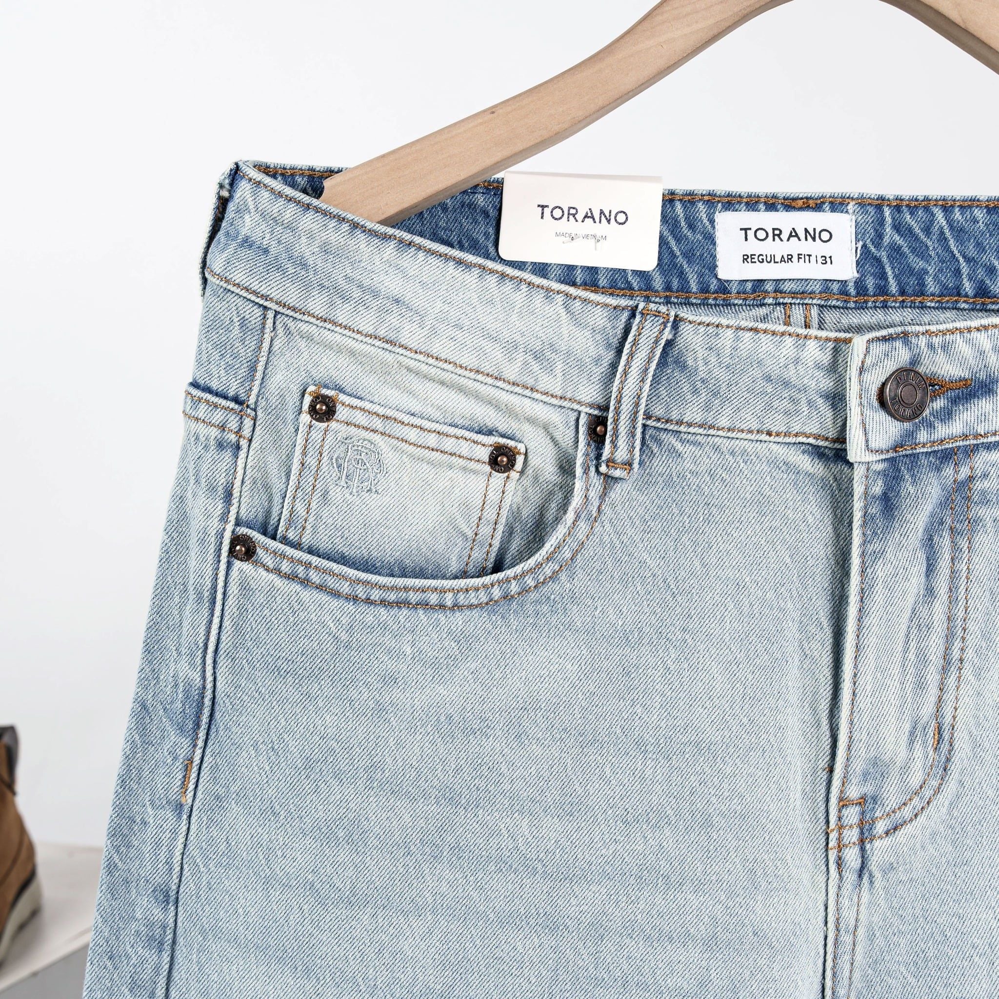  Quần Jeans basic regularfit thêu logo GABJ902 