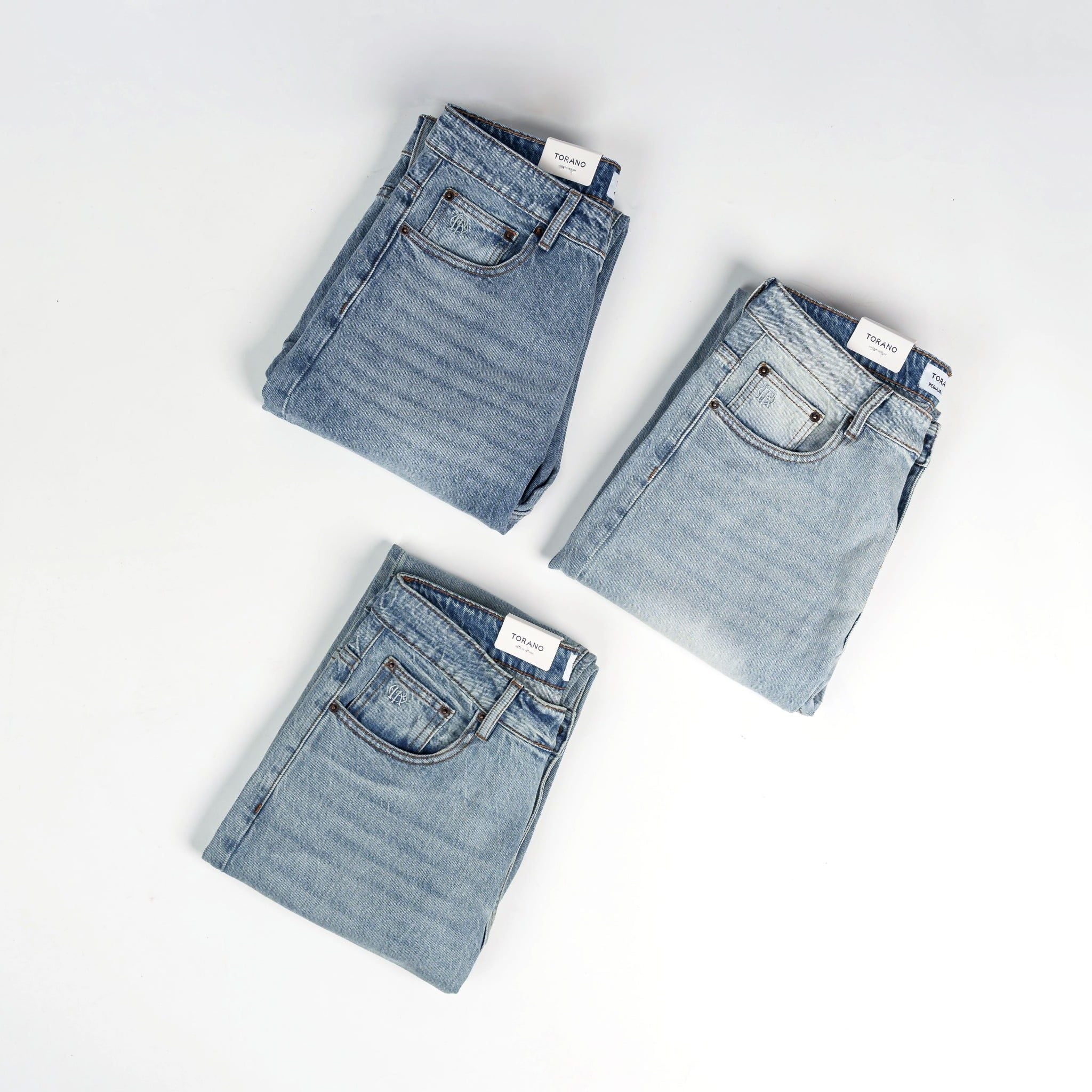  Quần Jeans basic regularfit thêu logo GABJ902 