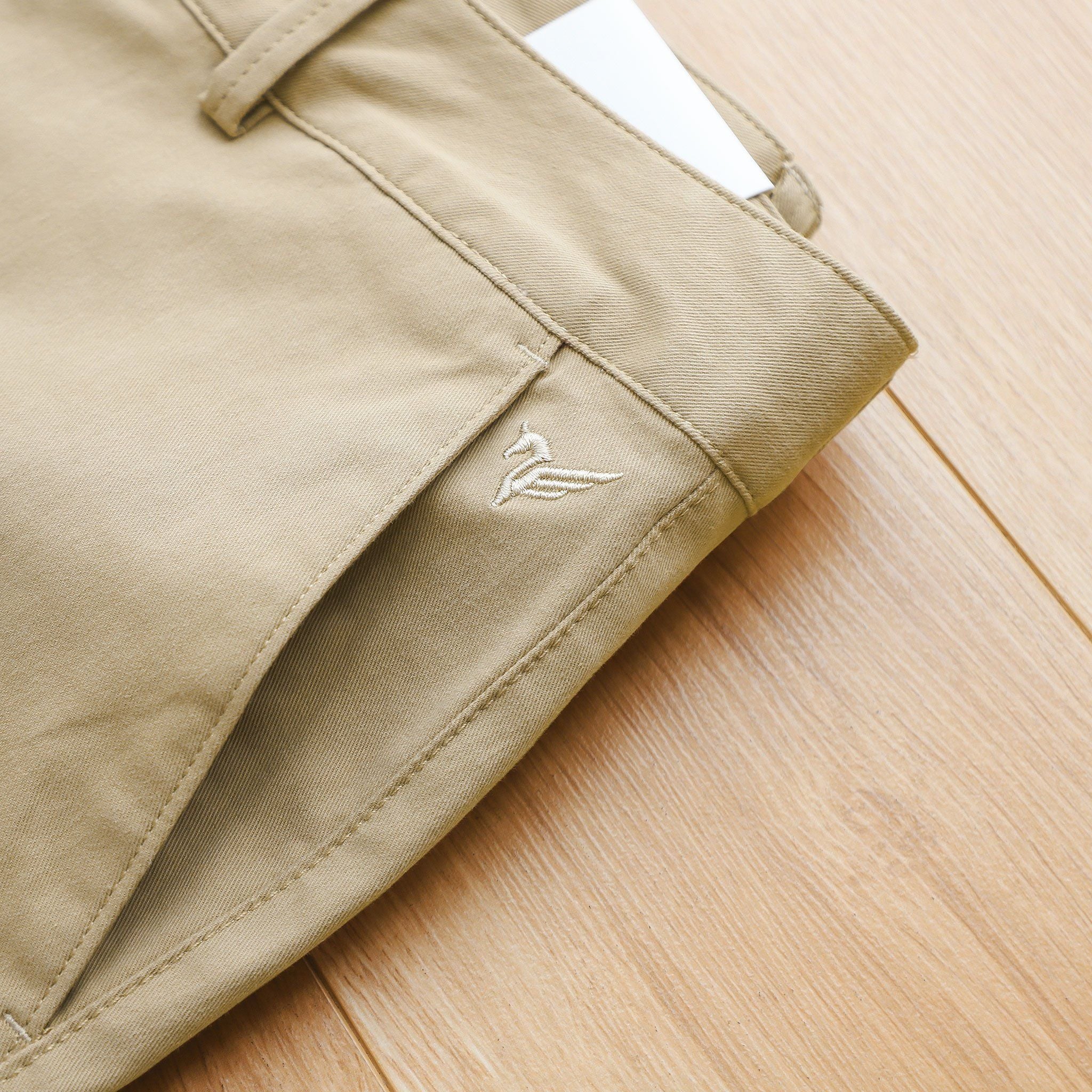  Quần kaki dài túi chéo basic slimfit GABK501 