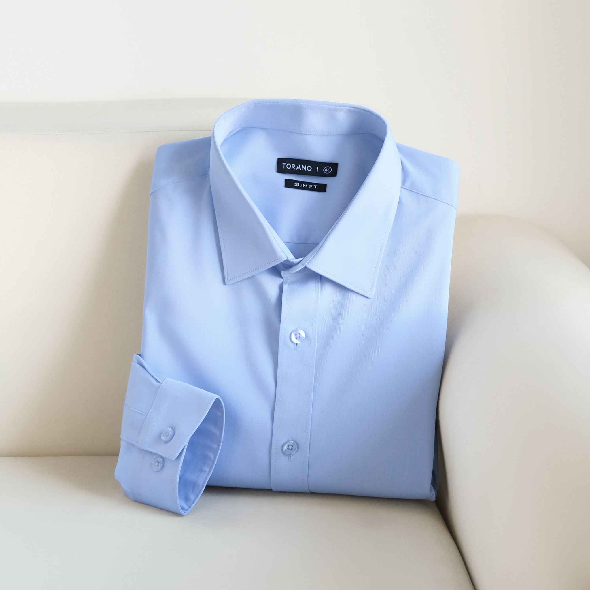  Sơ mi dài tay trơn, thêu logo ở măng xét tay GATB028 