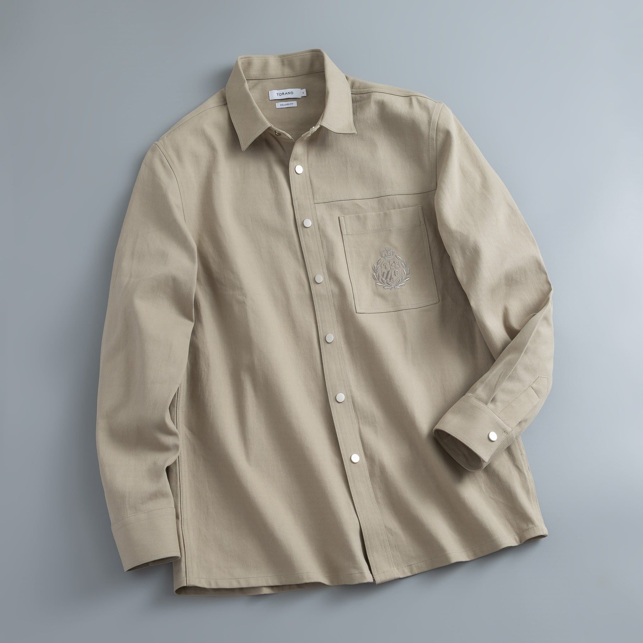  Sơ mi dài tay khaki relaxedfit thêu logo túi ốp 2.GATB303 