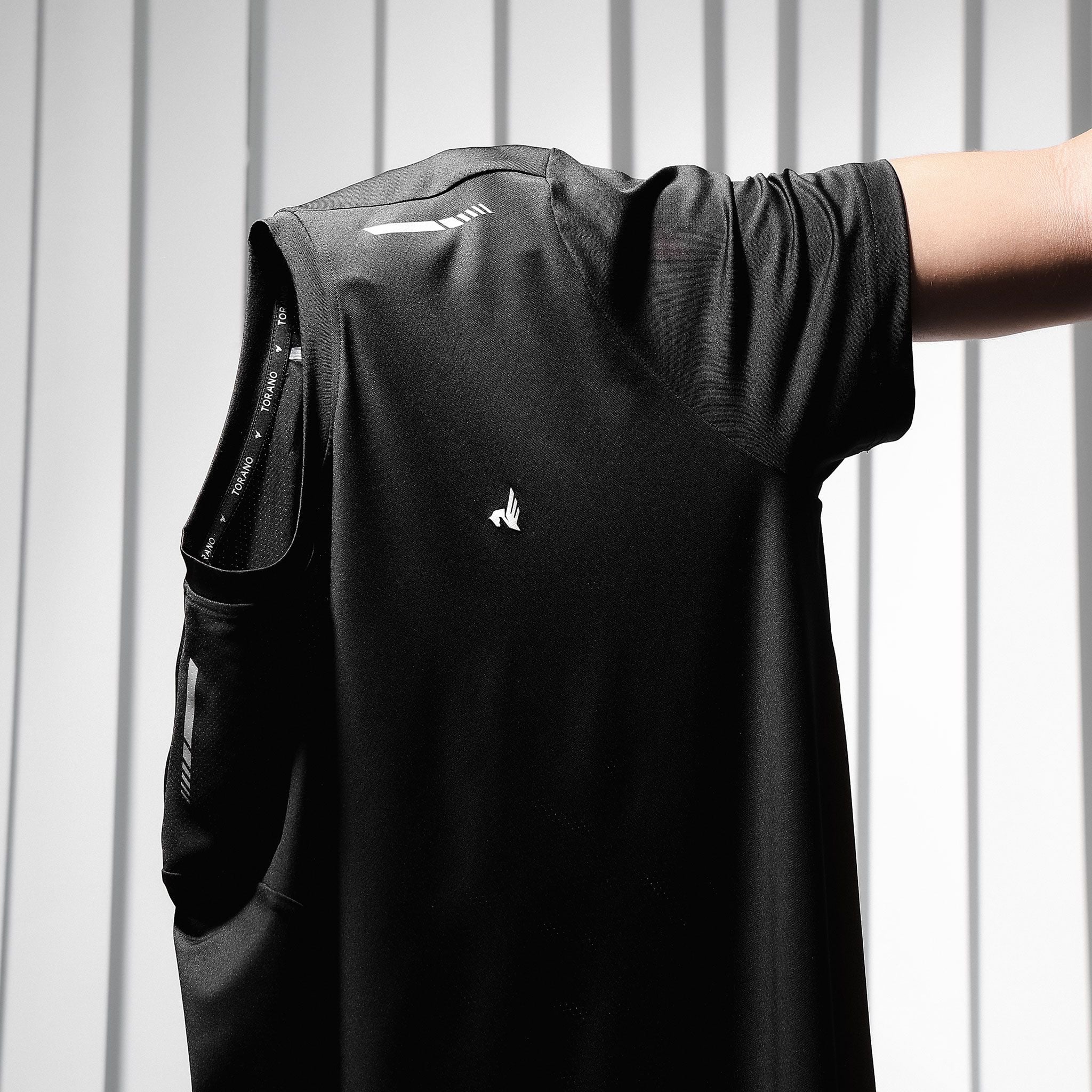  Áo T shirt trơn in thể thao GSTS018 