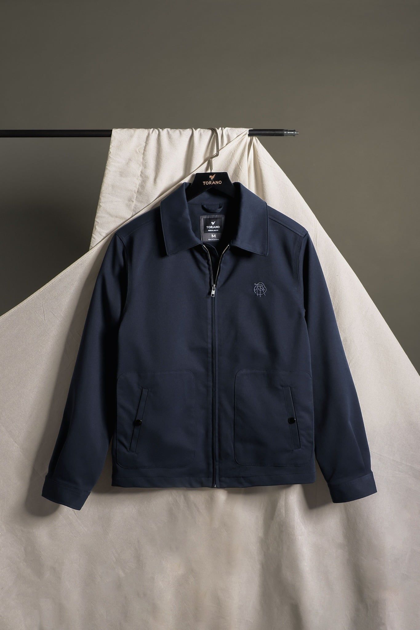  Áo khoác khaki 2 lớp túi ốp thêu logo ngực GWCJ502 