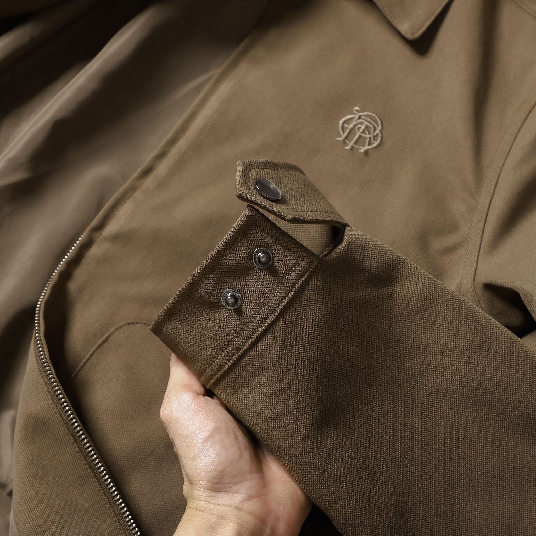  Áo khoác khaki 2 lớp túi ốp thêu logo ngực GWCJ502 