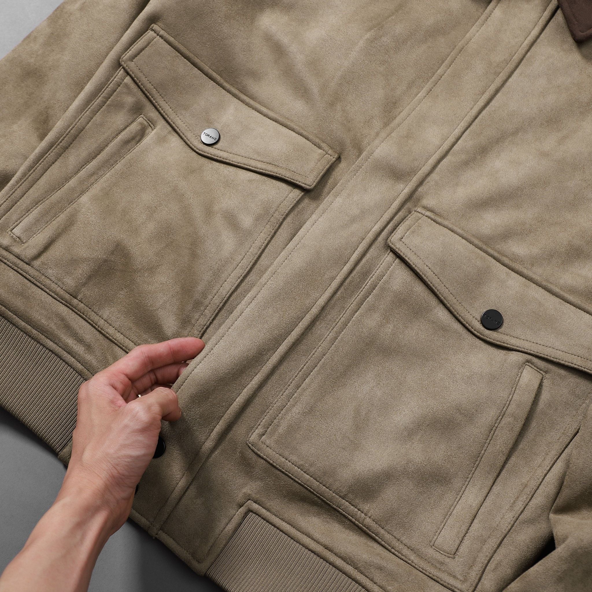  Áo khoác da lộn basic cổ bẻ cúc dập logo GWCL502 