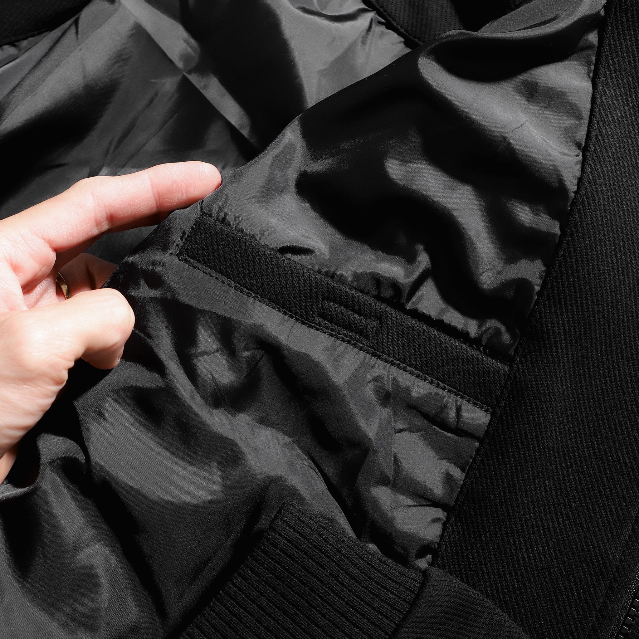  Áo khoác nỉ cổ cao thêu logo ngực GWCS503 