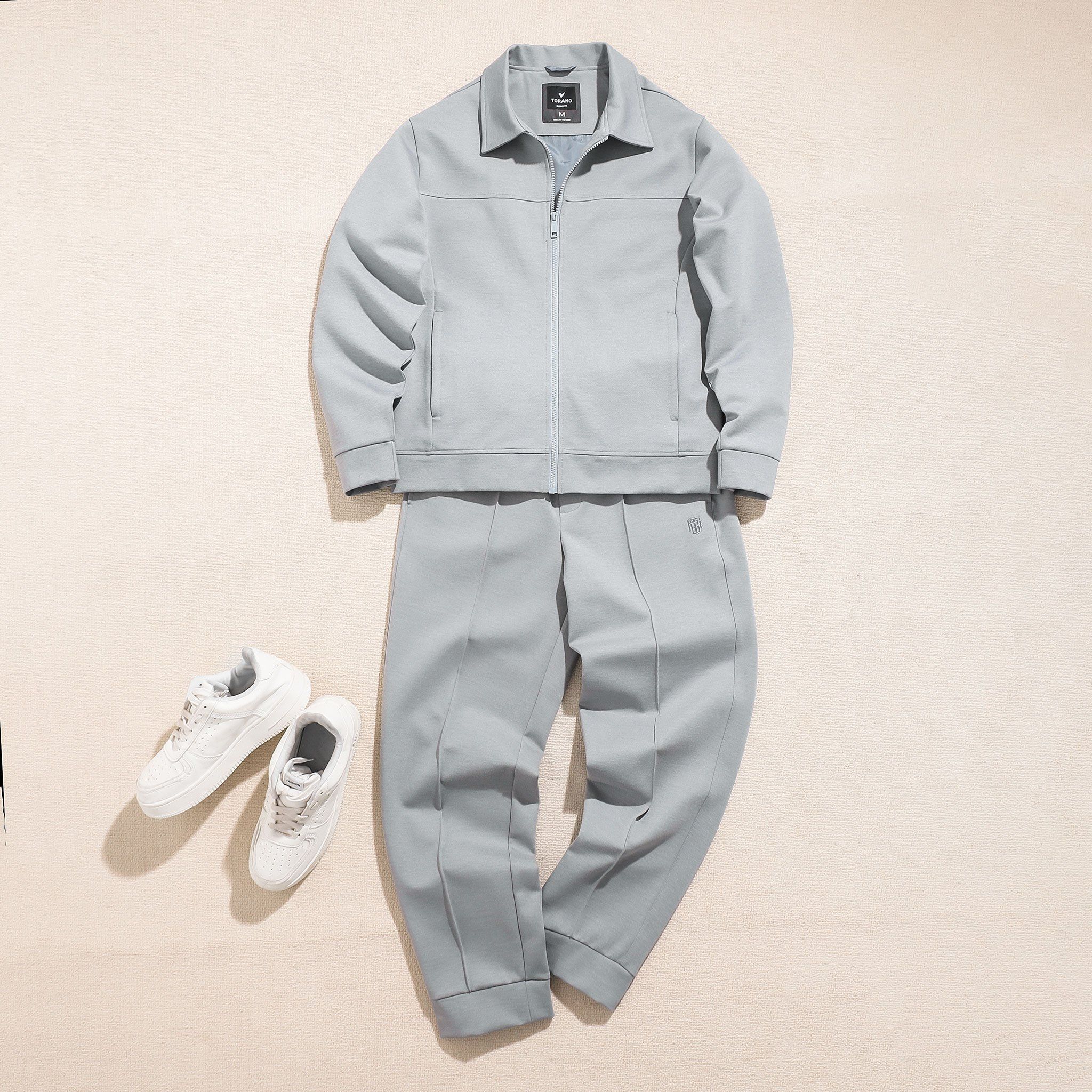  Áo khoác nỉ bộ trơn cổ bẻ thêu logo ở tay áo GWCS821 - GWBS821 