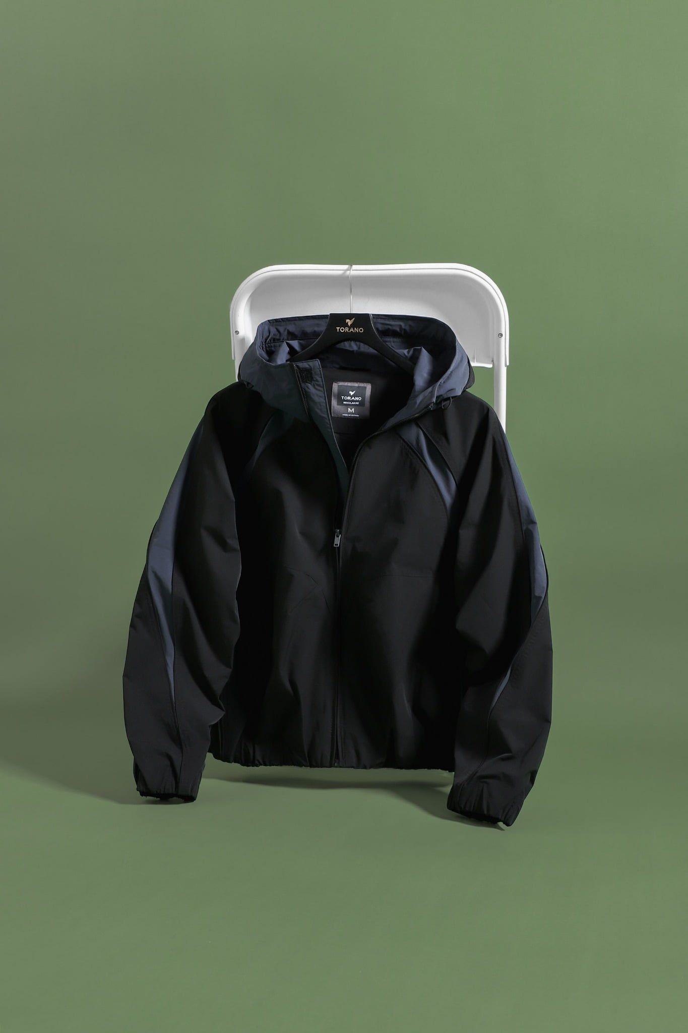  Áo khoác gió 2 lớp can phối mũ liền logo thêu GWCW801 