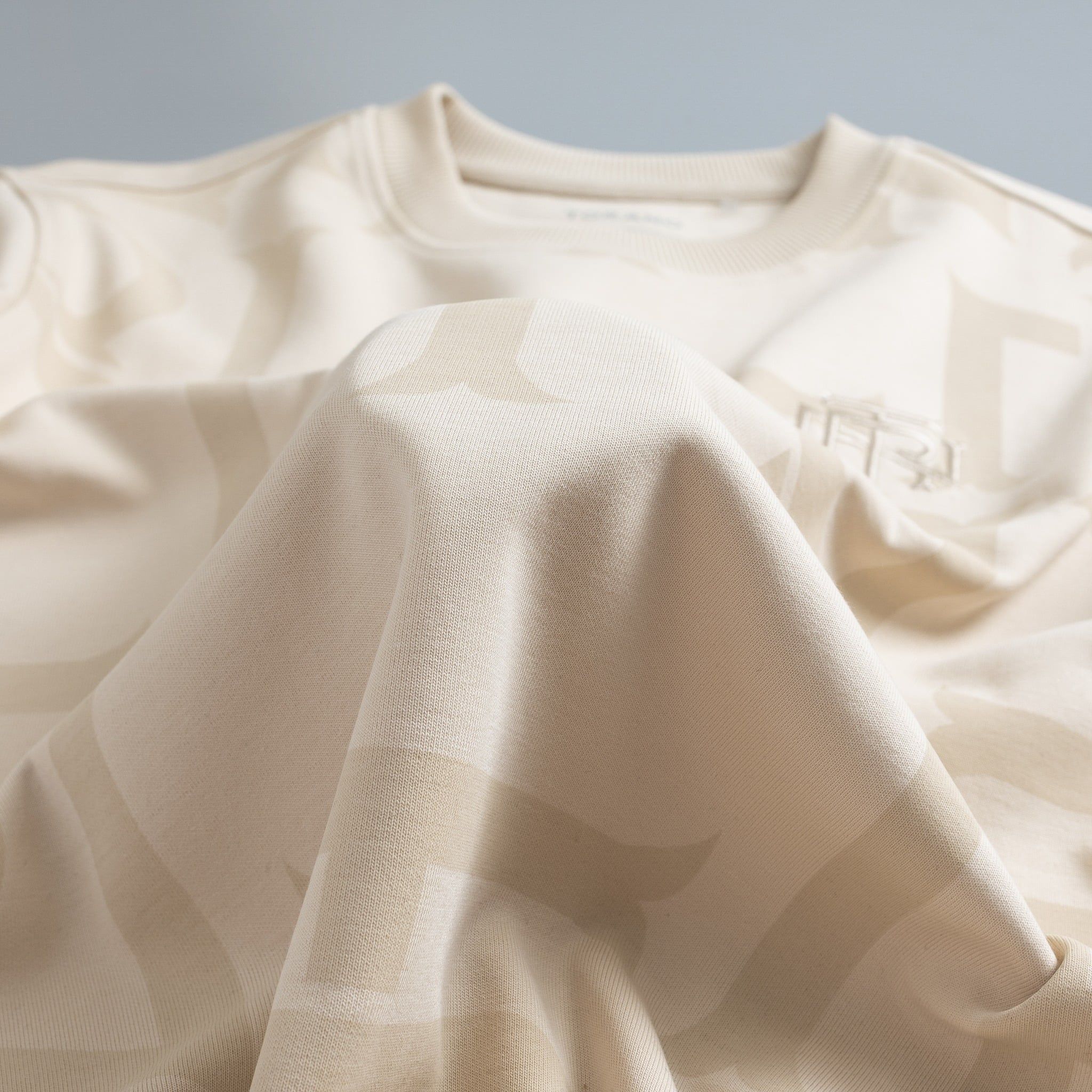  Áo nỉ họa tiết in tràn GWTW824 