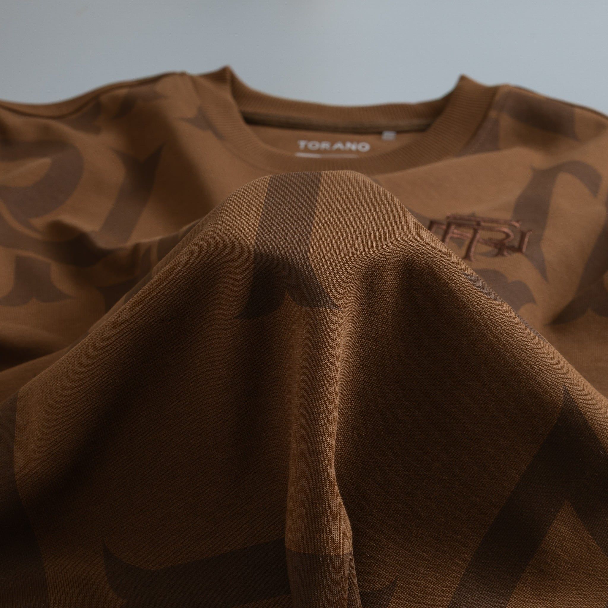  Áo nỉ họa tiết in tràn GWTW824 