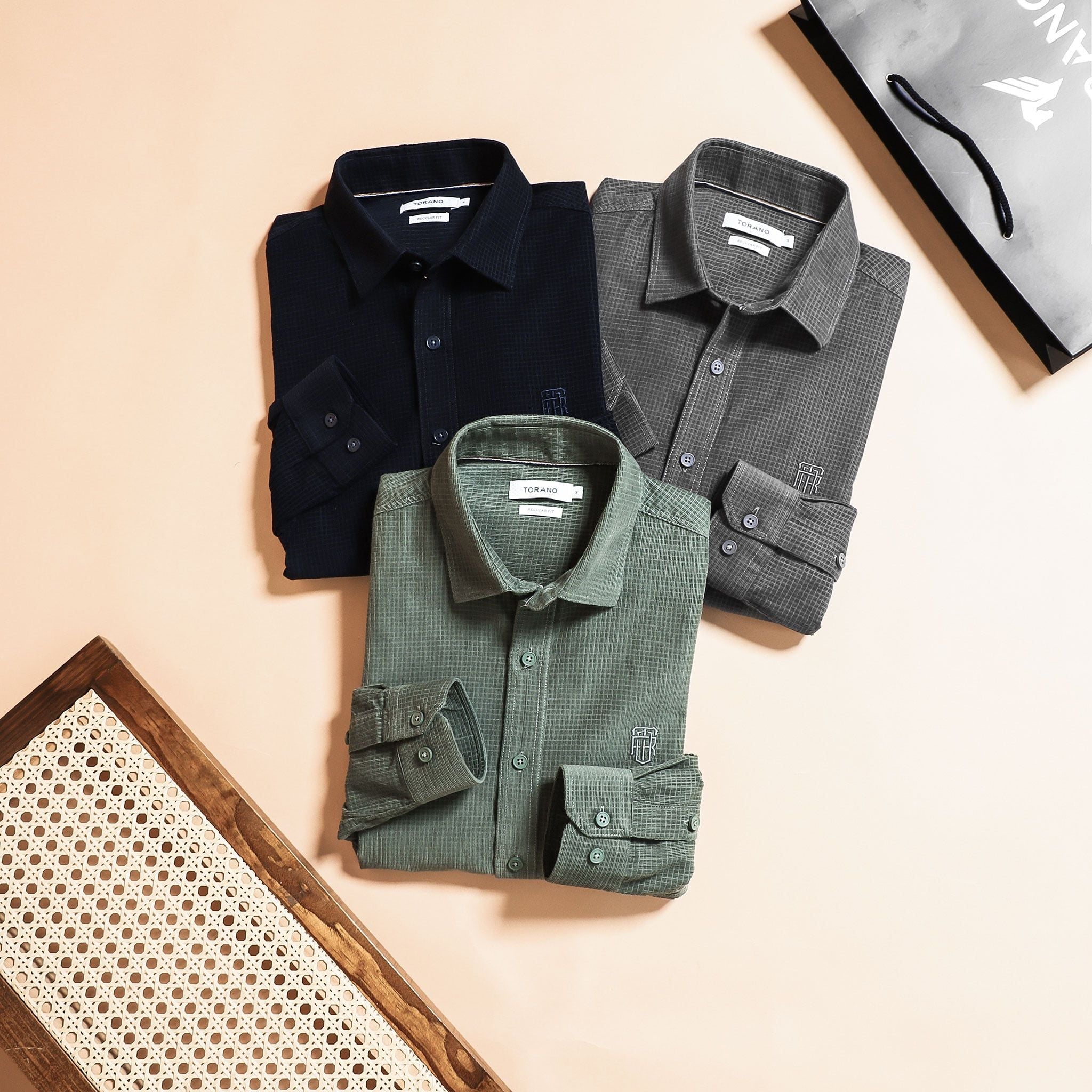  Sơ mi dài tay nhung tăm regularfit thêu logo ngực GATB302 