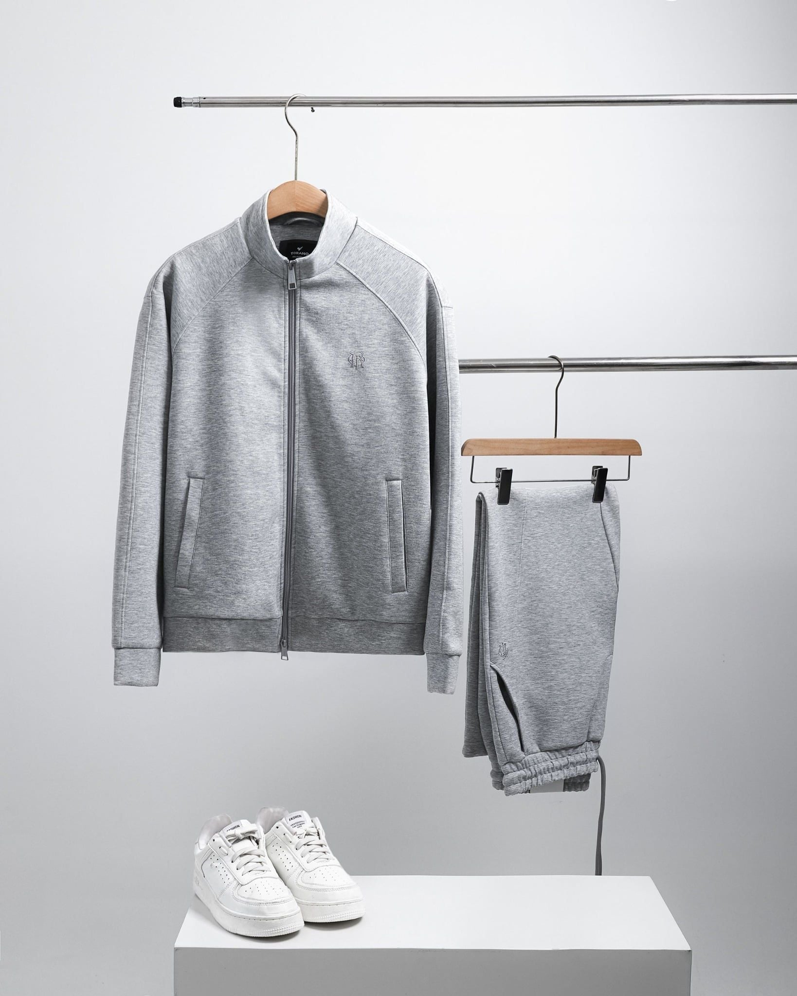  Áo khoác nỉ bộ cổ cao thêu logo ngực GWCS502 - GWBS502 