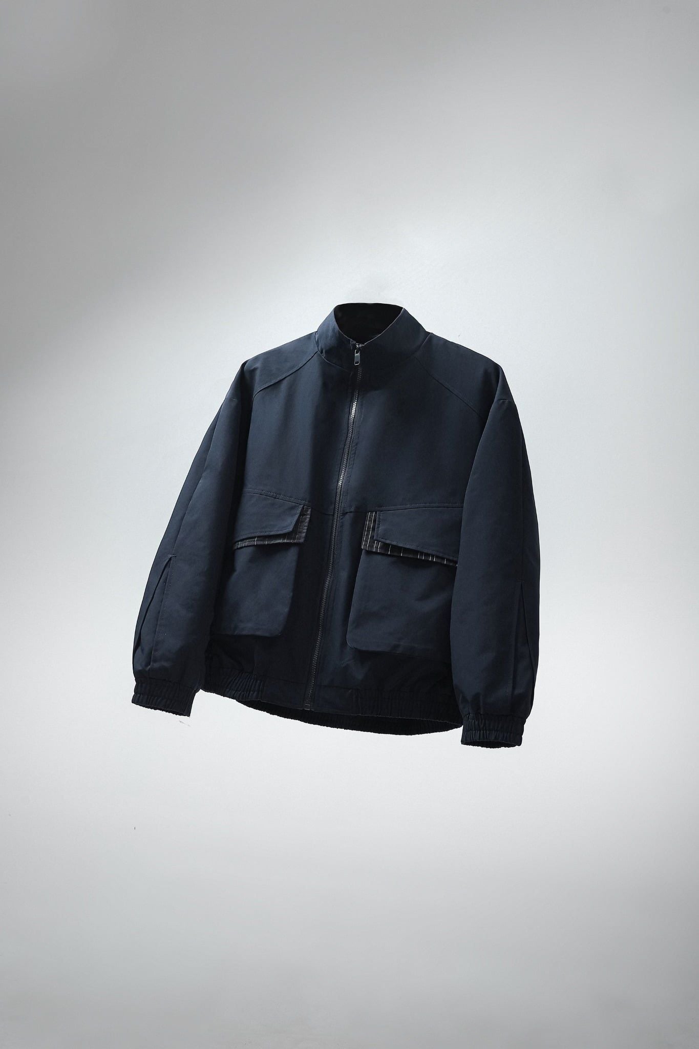  Áo khoác gió 2 lớp can phối relaxedfit cổ cao GWCW802 