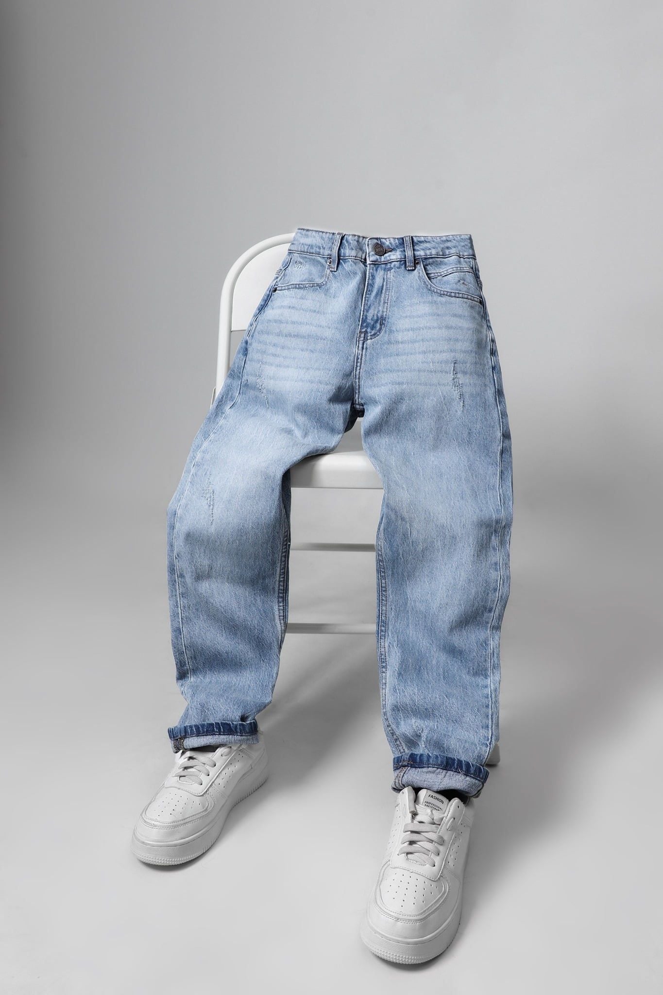  Quần Jeans xước regularfit GABJ593 