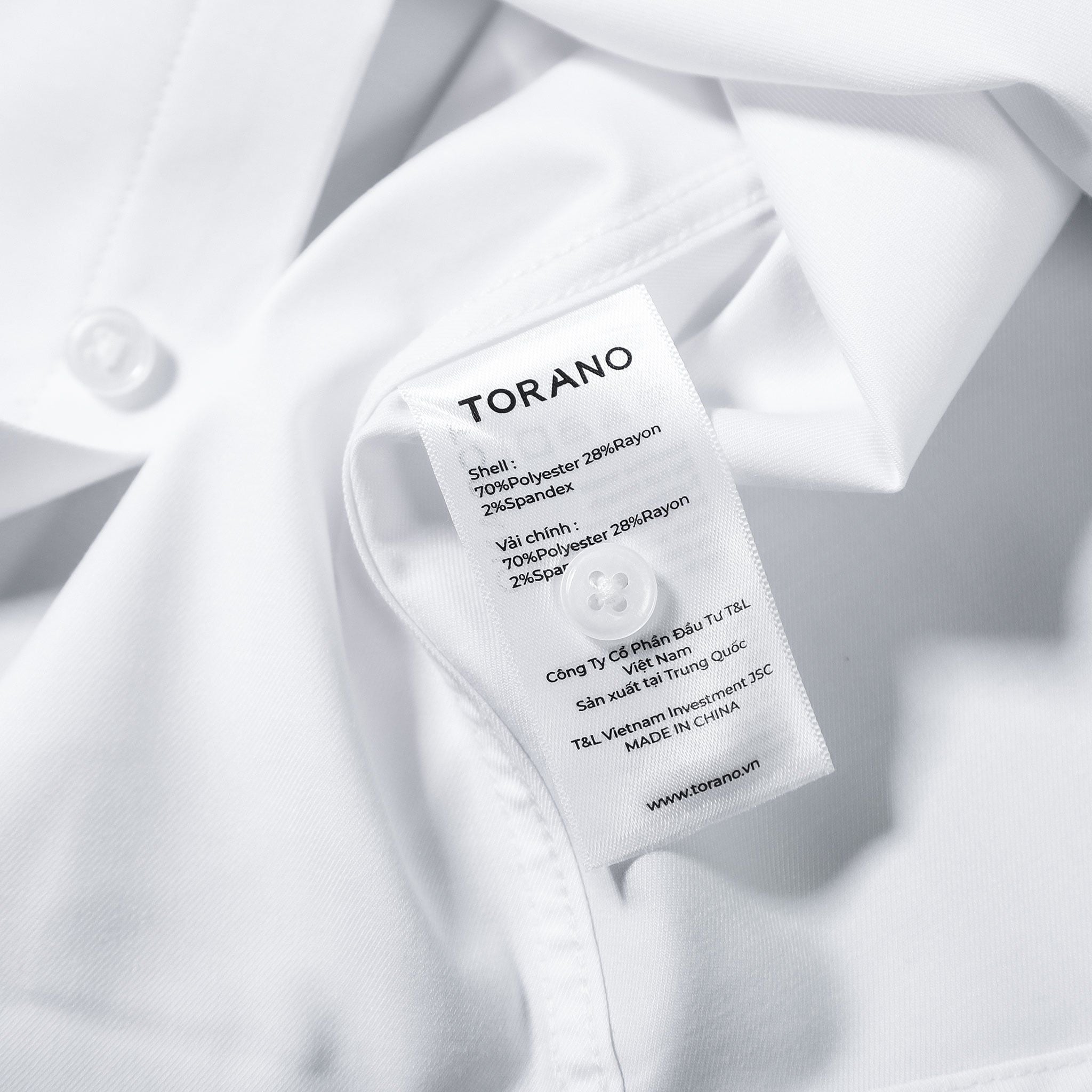  Sơ mi dài tay trơn regularfit thêu chữ ký ở măng xét tay GATB899 