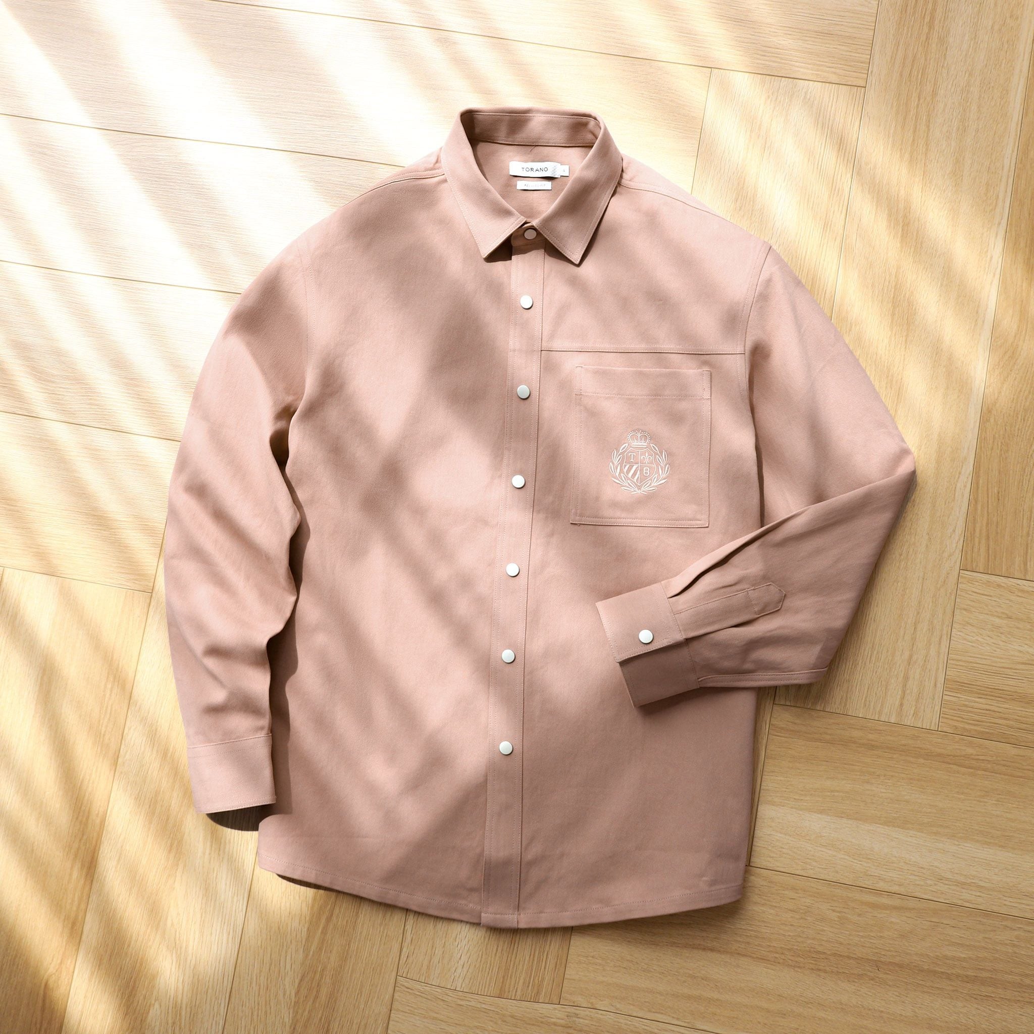  Sơ mi dài tay khaki relaxedfit thêu logo túi ốp 2.GATB303 