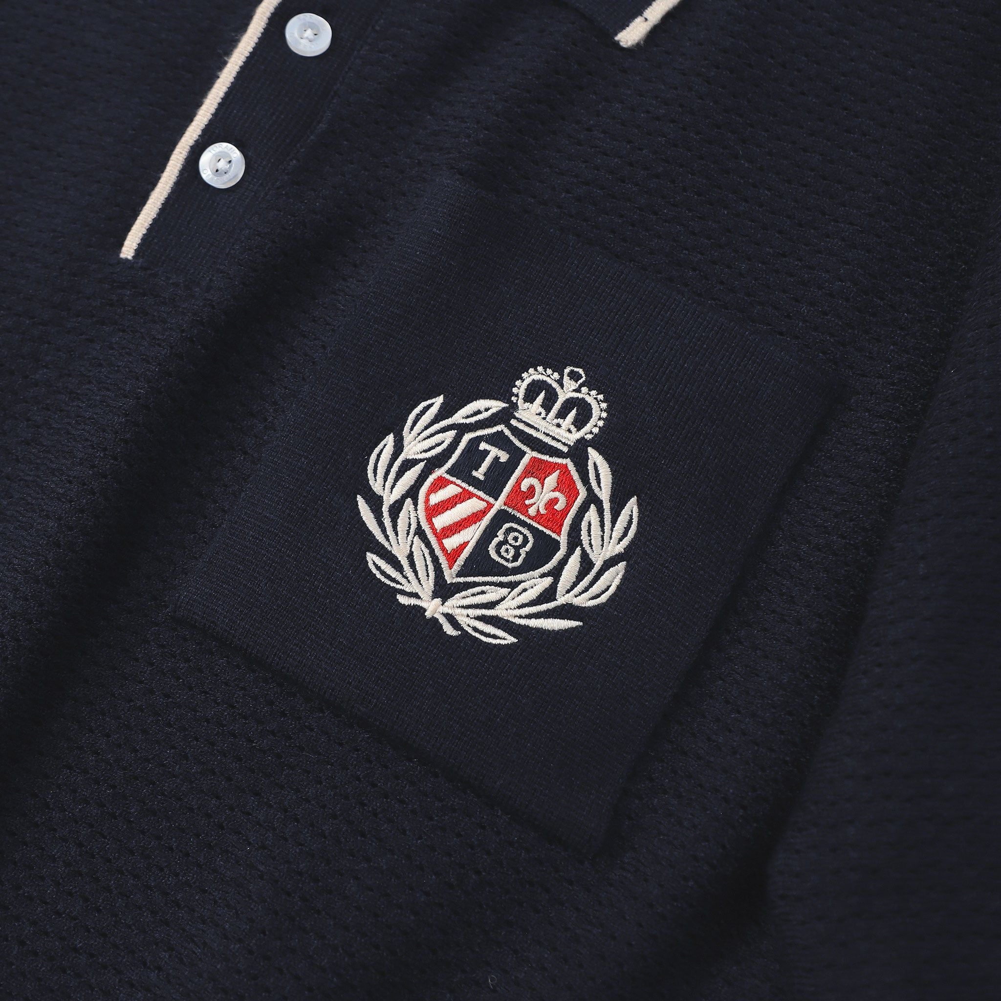  Áo Polo len basic thêu logo ngực GWTE811 