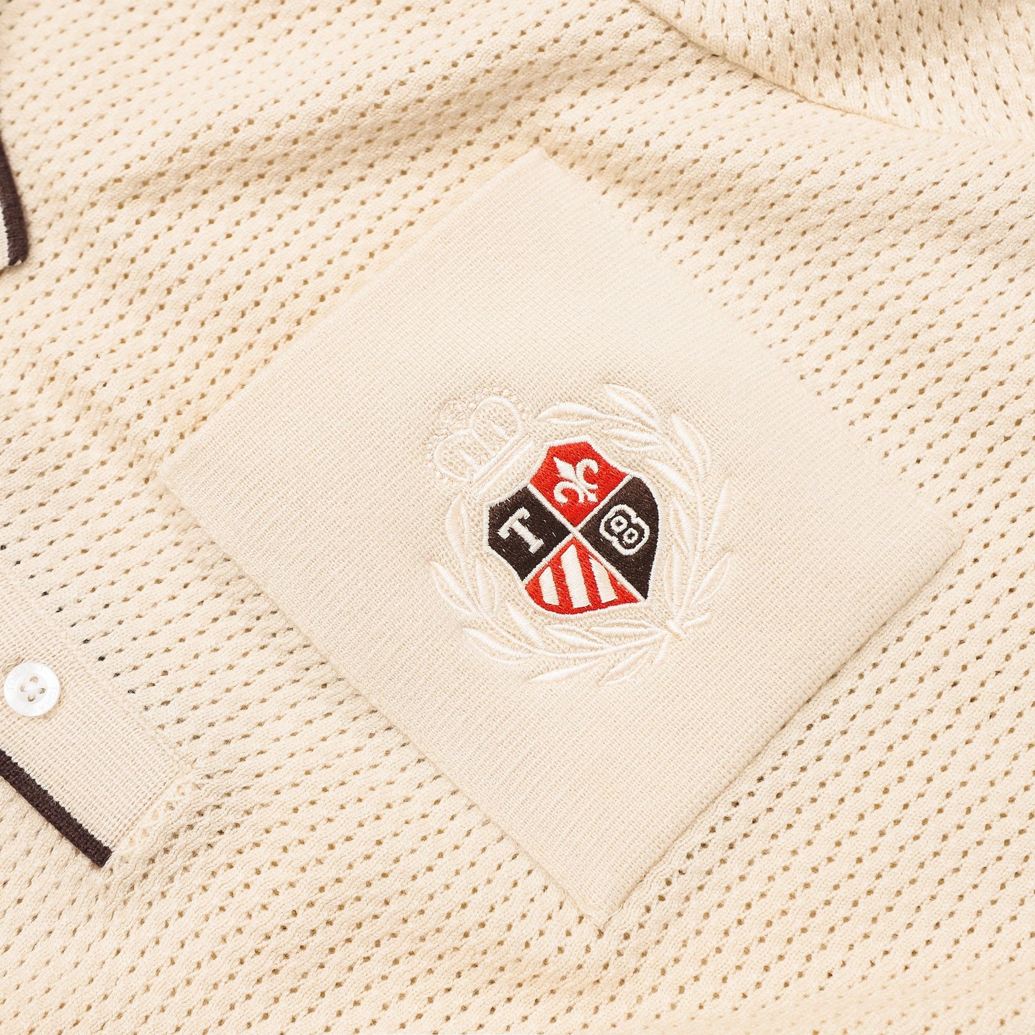  Áo Polo len basic thêu logo ngực GWTE811 