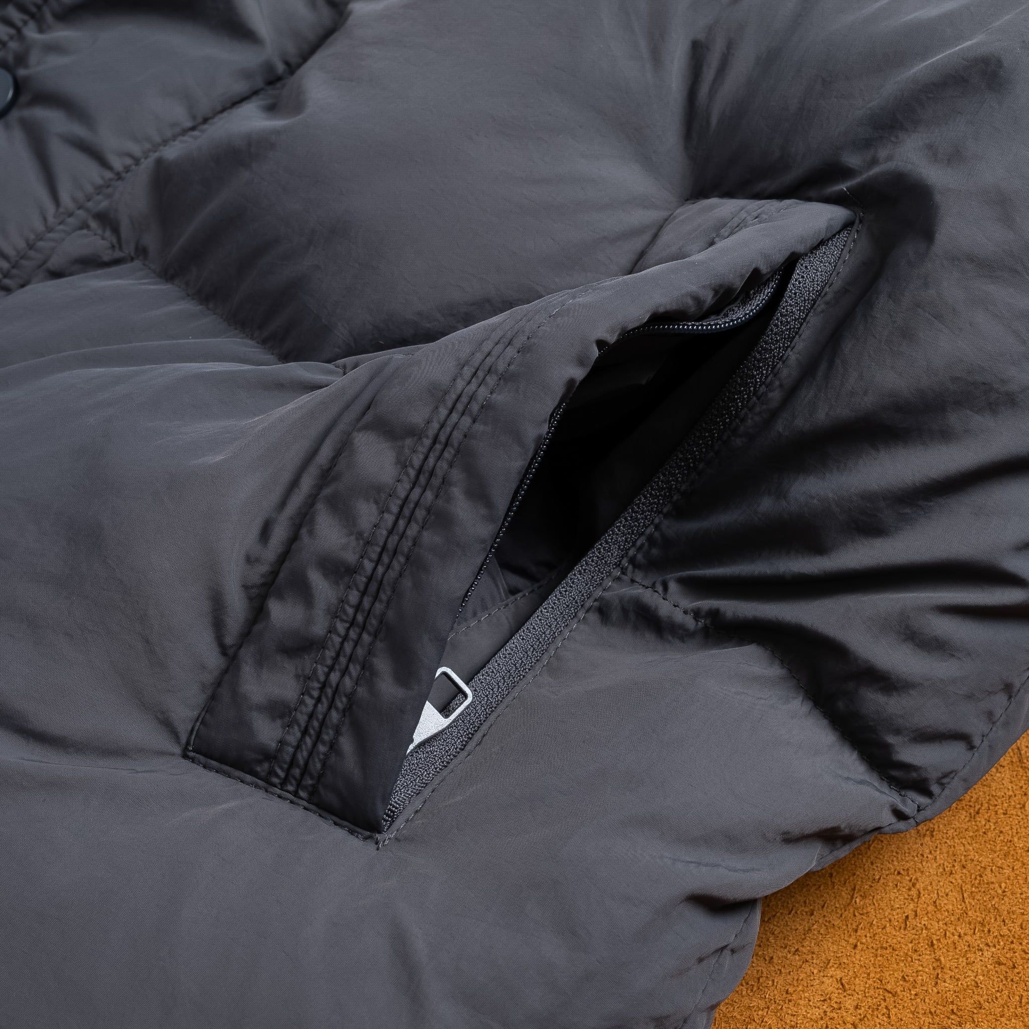  Áo khoác phao 3 lớp trơn chần bông cổ cao GWCF302 