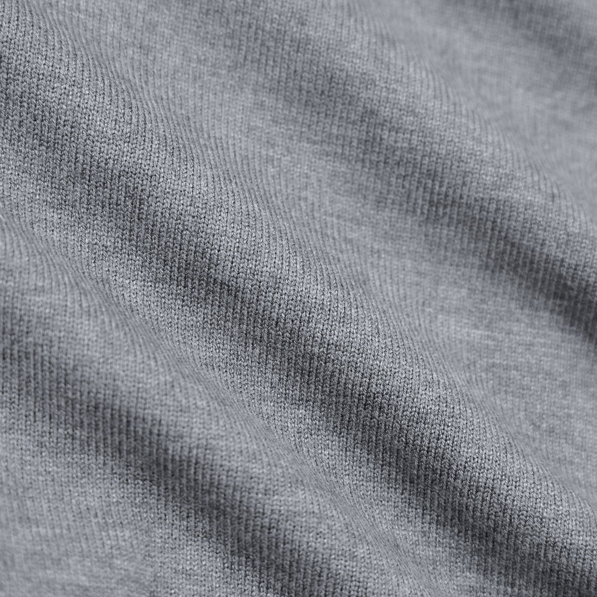  Áo len trơn cổ trụ thêu logo ngực GWTE824 