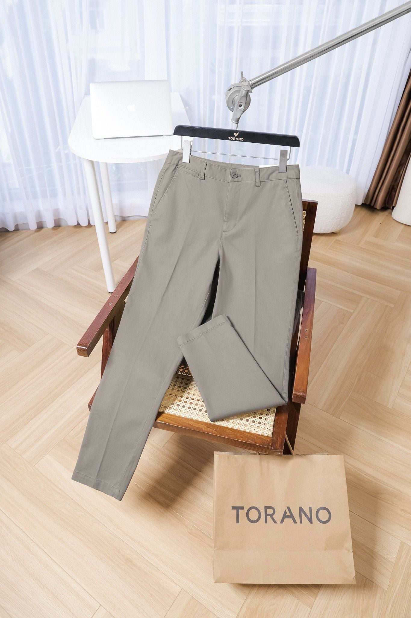  Quần kaki dài túi chéo basic slimfit GABK841 