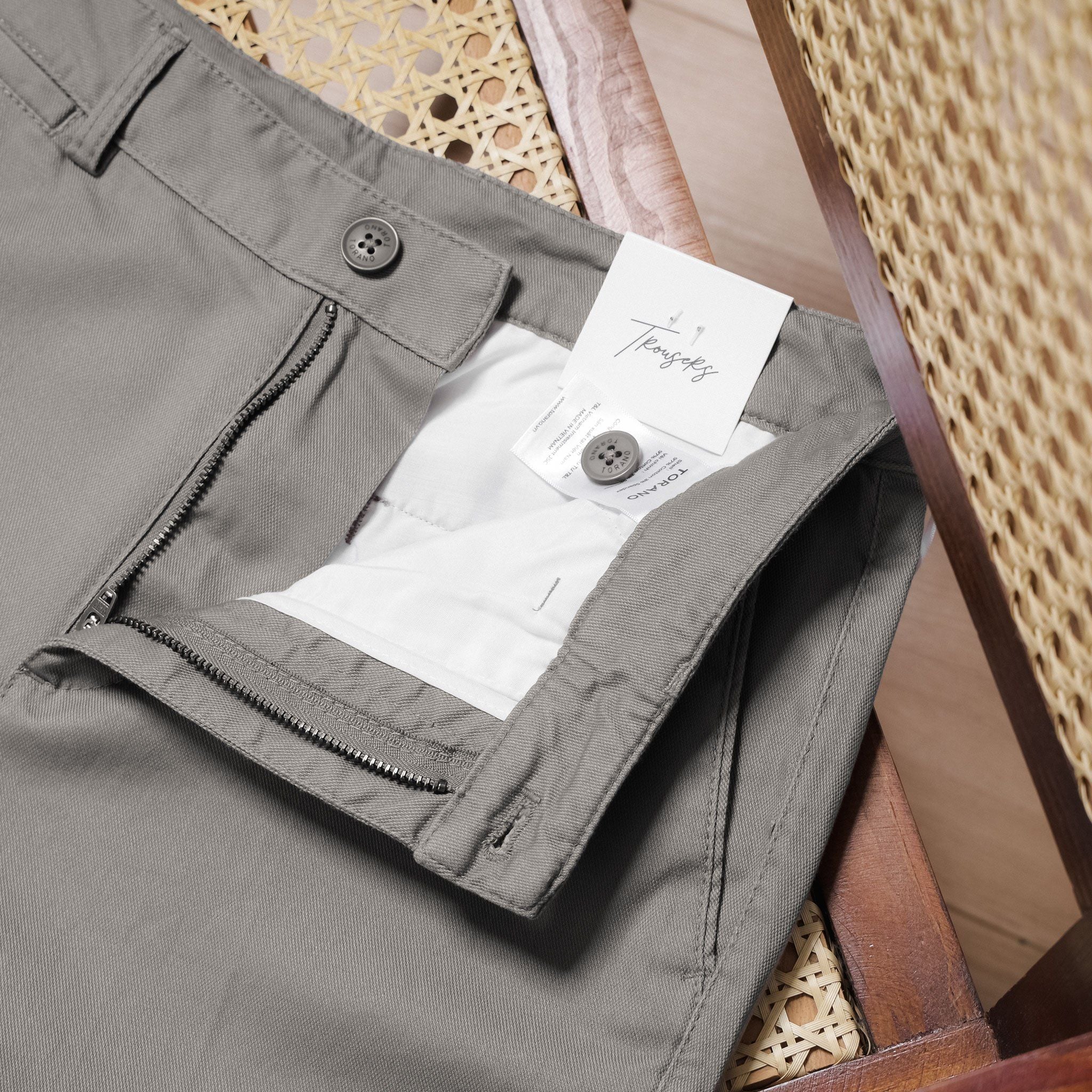  Quần kaki dài túi chéo basic slimfit GABK841 