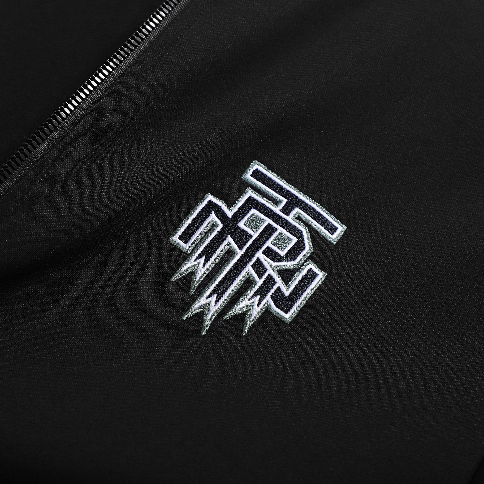  Áo khoác nỉ can phối cổ bomber thêu logo ngực GWCS501 